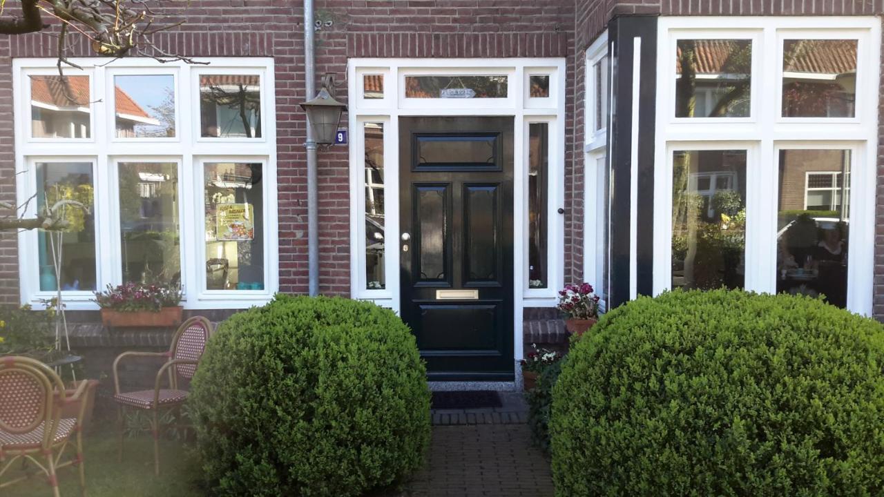 Place 2 Be Acomodação com café da manhã Eindhoven Exterior foto